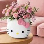 حامل نباتات صغير بتصميم قطة